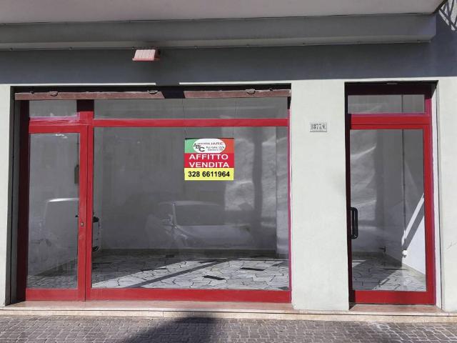 Locale Commerciale in affitto a Chioggia, Veneto
