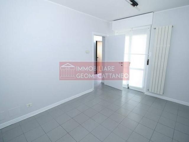 Locale Commerciale in affitto a Belvedere, Chiuduno