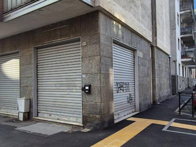 Locale Commerciale in affitto a Piemonte, Torino