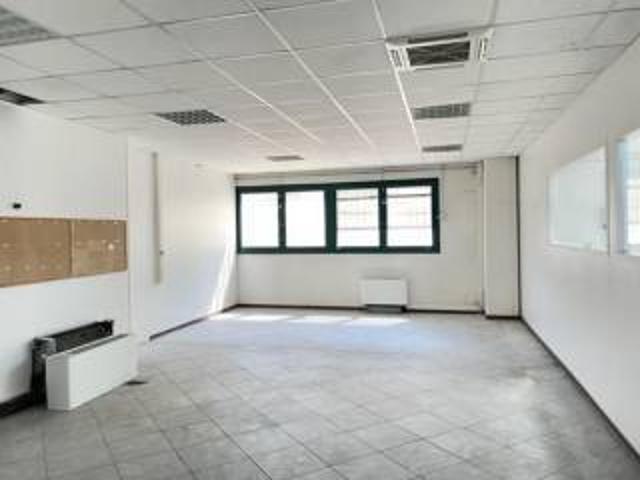 Locale Commerciale in affitto a Roma Capitale, Lazio