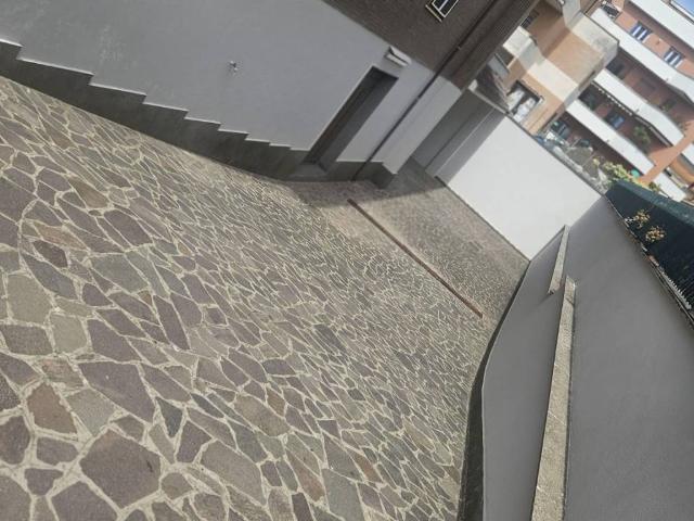 Locale Commerciale in affitto a Roma Capitale, Lazio