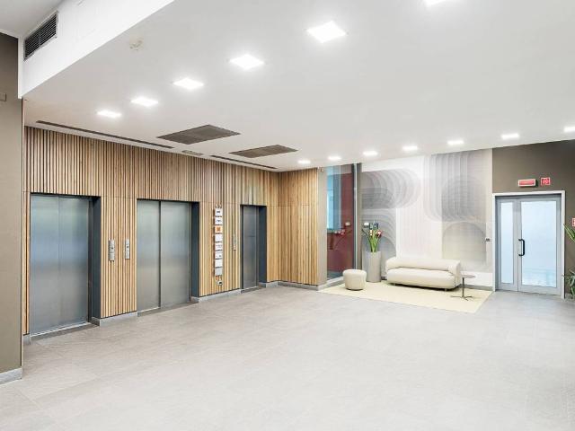 Locale Commerciale in affitto a Zona Omogenea Milano Nord, Cinisello Balsamo