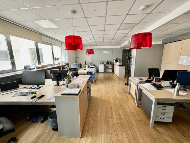 Locale Commerciale in affitto a Zona Omogenea Milano Nord, Cinisello Balsamo