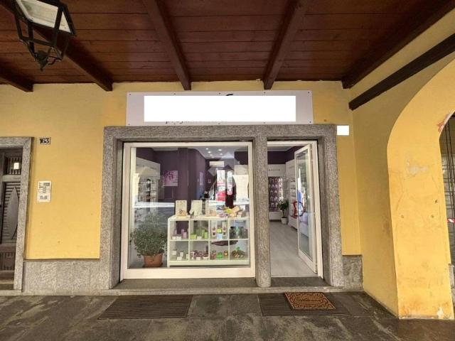 Locale Commerciale in affitto a Piemonte, Torino
