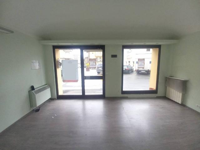 Locale Commerciale in affitto a Piemonte, Torino