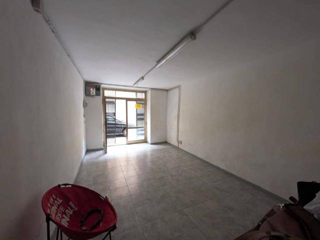 Locale Commerciale in affitto a San Leo Bastia, Umbria
