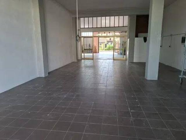 Locale Commerciale in affitto a Regnano, San Leo Bastia