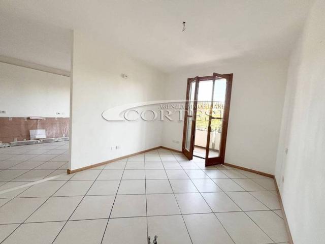 Locale Commerciale in affitto a San Leo Bastia, Umbria