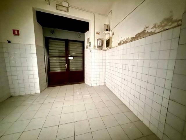 Locale Commerciale in affitto a San Leo Bastia, Umbria