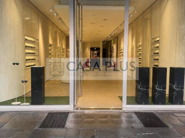 Locale Commerciale in affitto a Cittadella, Veneto