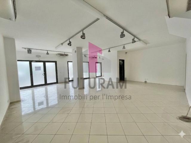 Locale Commerciale in affitto a Pozzetto, Cittadella