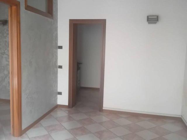 Locale Commerciale in affitto a Cittadella, Veneto