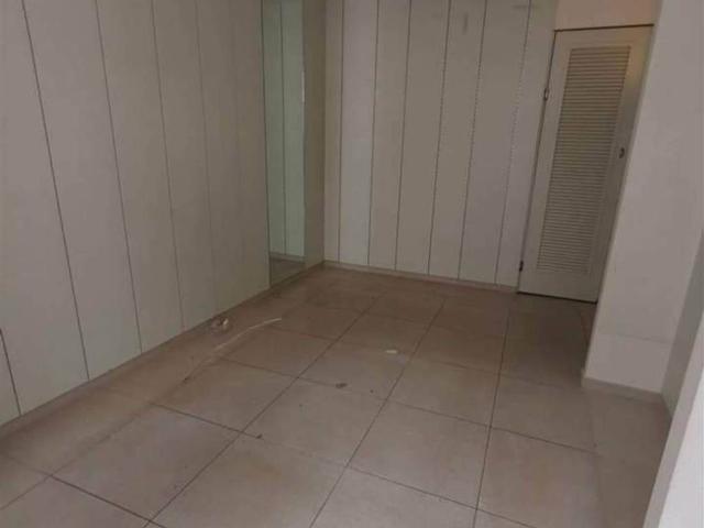 Locale Commerciale in affitto a San Marone, Marche