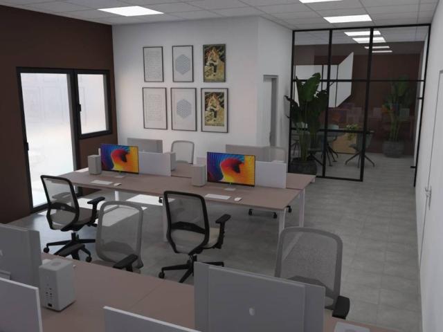 Locale Commerciale in affitto a Marche, Macerata