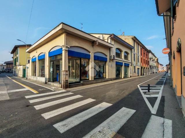 Locale Commerciale in affitto a Codogno, Lombardia