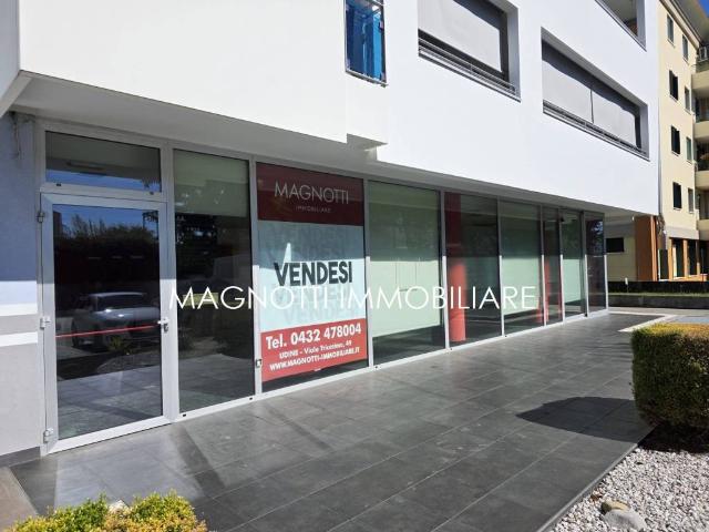 Locale Commerciale in affitto a Codroipo, Friuli-Venezia Giulia