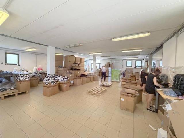 Locale Commerciale in affitto a Cologne Bresciano, Lombardia