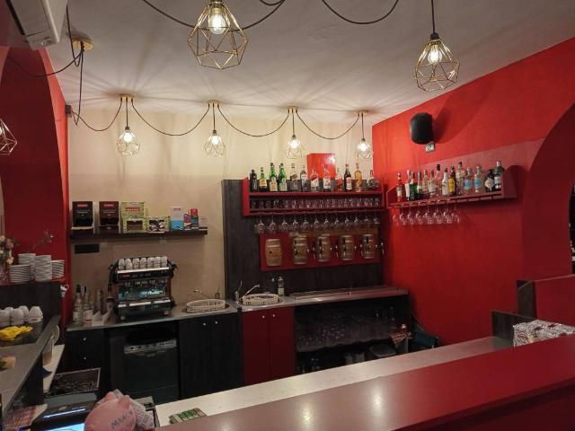 Locale Commerciale in affitto a Cologne Bresciano, Lombardia