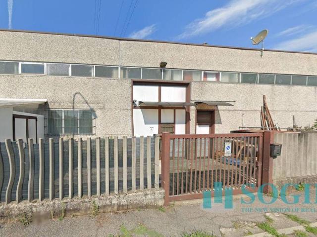 Locale Commerciale in affitto a San Giuliano Monzese, Cologno Monzese