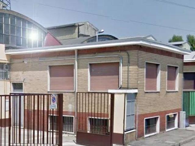 Locale Commerciale in affitto a Cologno Monzese, Lombardia