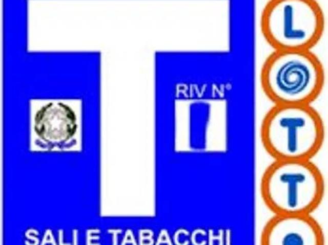 Locale Commerciale in affitto a Comiso, Sicilia