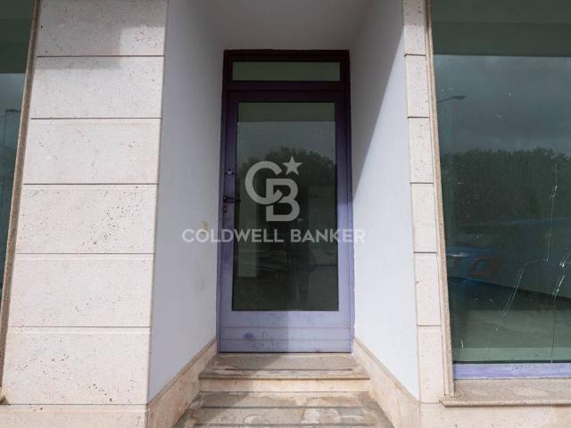 Locale Commerciale in affitto a Comiso, Sicilia
