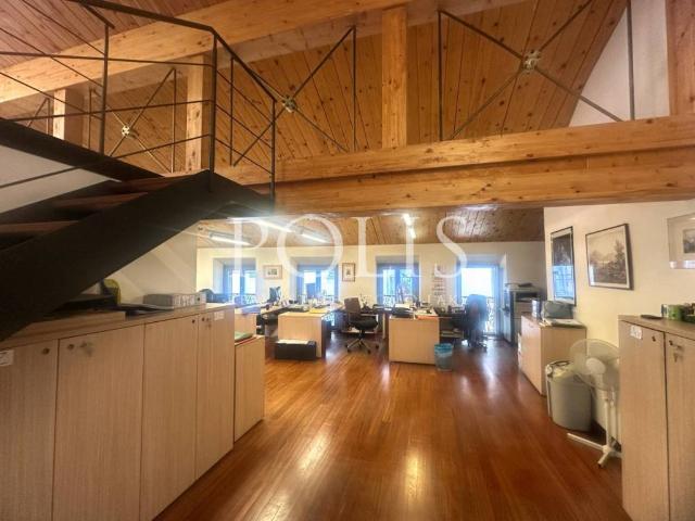 Locale Commerciale in affitto a Sant'Agostino, Como