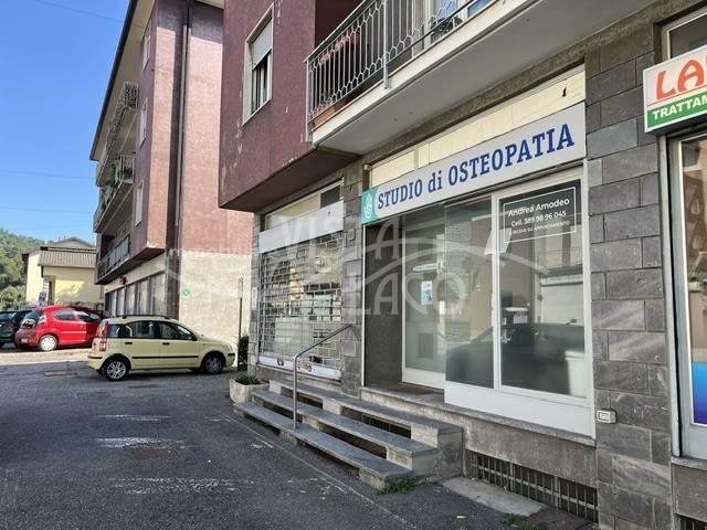 Locale Commerciale in affitto a Albate, Como