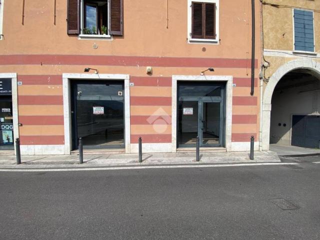 Locale Commerciale in affitto a Comunità montana della valle Trompia, Concesio