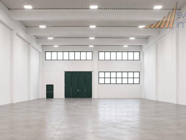 Locale Commerciale in affitto a Concorezzo, Lombardia