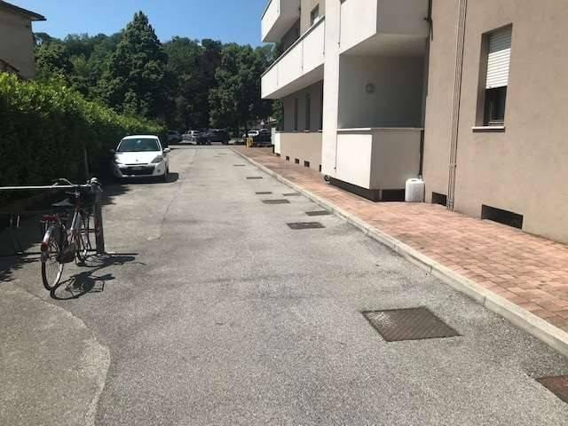 Locale Commerciale in affitto a Monticella, Conegliano
