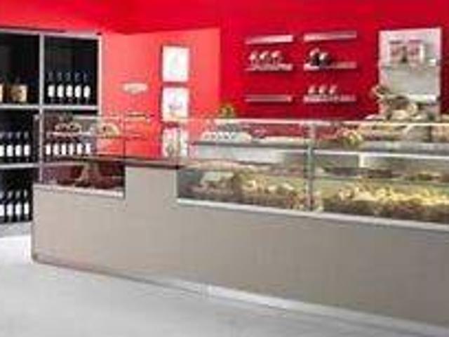 Locale Commerciale in affitto a Monticella, Conegliano