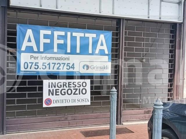 Locale Commerciale in affitto a Chiugiana, Corciano