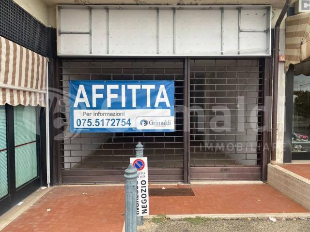 Locale Commerciale in affitto a Chiugiana, Corciano