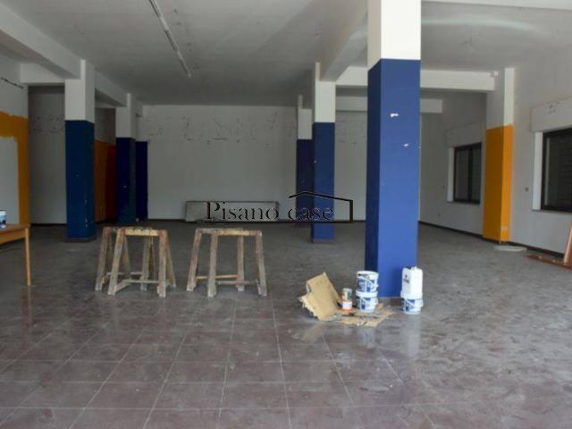 Locale Commerciale in affitto a Corigliano-Rossano, Calabria