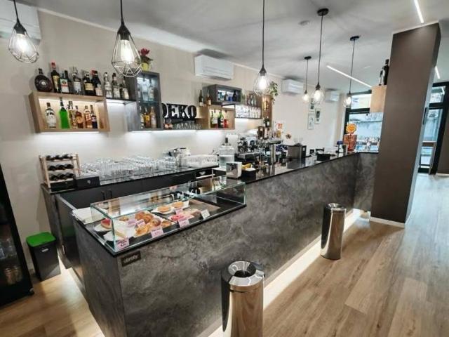 Locale Commerciale in affitto a Zona Omogenea Milano Nord, Cormano