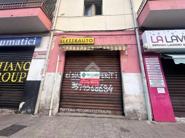 Locale Commerciale in affitto a Popilia, Calabria