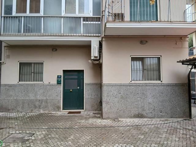 Locale Commerciale in affitto a Popilia, Calabria