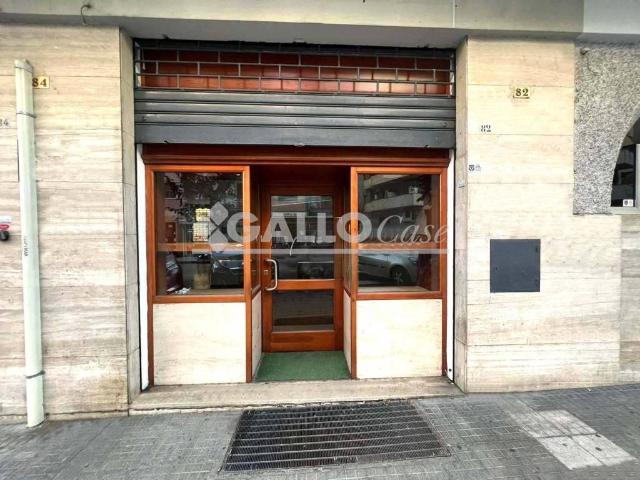 Locale Commerciale in affitto a Popilia, Calabria