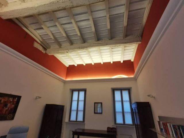 Locale Commerciale in affitto a Le Villette, Crema