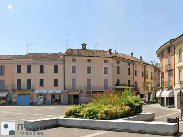 Locale Commerciale in affitto a Le Villette, Crema