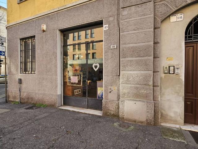Locale Commerciale in affitto a Vecchia Dogana, Cremona