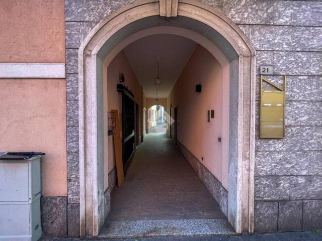 Locale Commerciale in affitto a Cremona, Lombardia