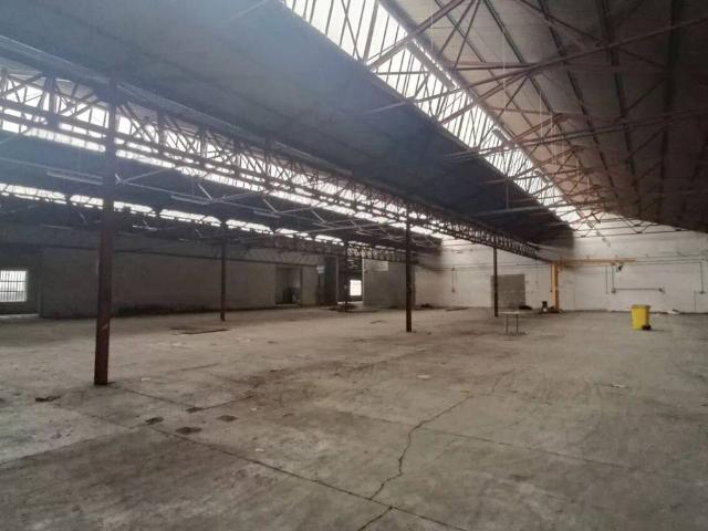 Locale Commerciale in affitto a Campagna, Piemonte