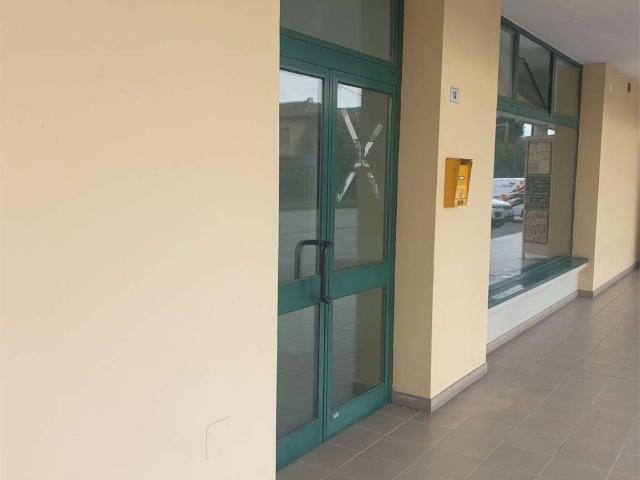 Locale Commerciale in affitto a Curtarolo, Veneto