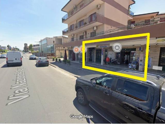 Locale Commerciale in affitto a Curti, Campania