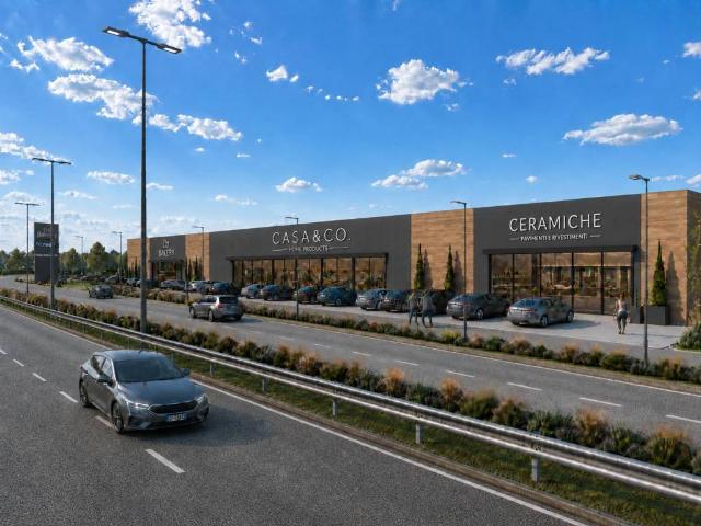 Locale Commerciale in affitto a Desenzano Del Garda, Lombardia
