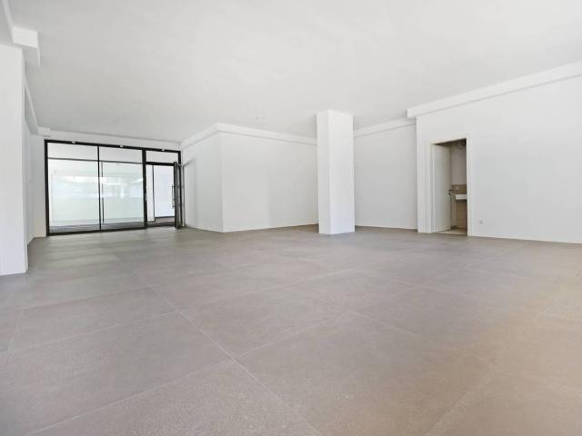 Locale Commerciale in affitto a Dobbiaco - Toblach, Trentino-Alto Adige/Südtirol