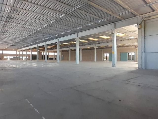 Locale Commerciale in affitto a Dolo, Veneto