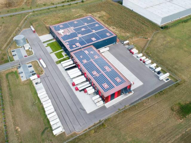Locale Commerciale in affitto a Dolo, Veneto